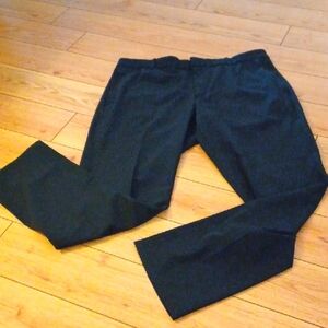 NIKE men's  Navy DRESS SLACKS FLAT FRONT 36/32 EUC